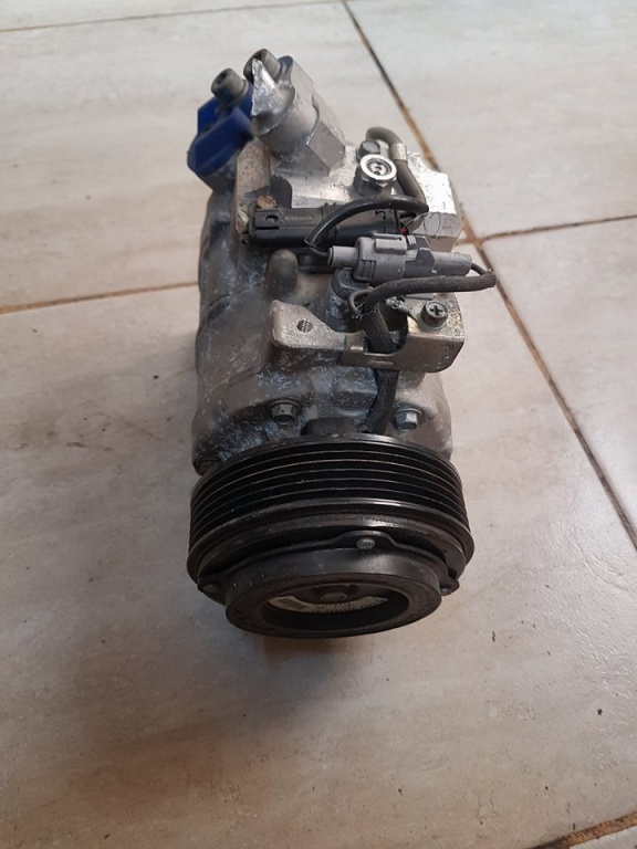 Compresor ac 9215947 bmw x6 e71 lci m550
