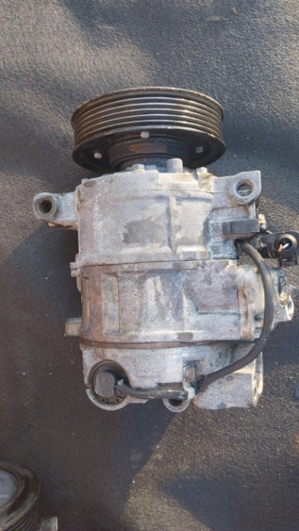 Compresor AC Audi A4 B6 1.9 tdi AWX AVF