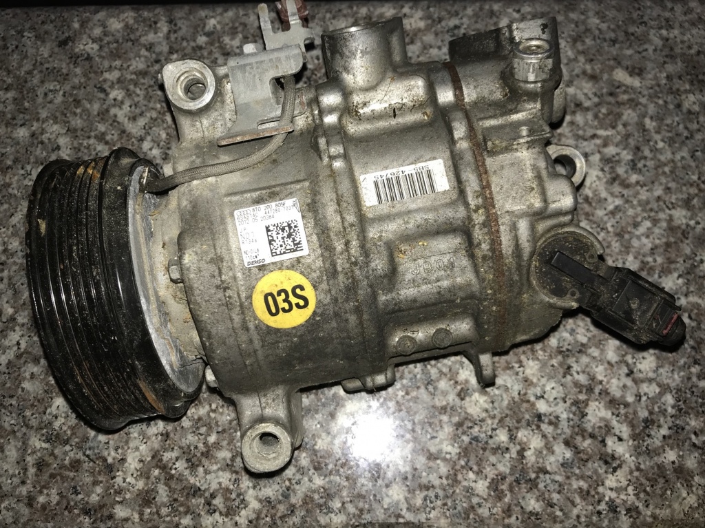 Compresor ac Audi A4 B8, A5, A6 2.0 diesel - COD: 8T0206805F