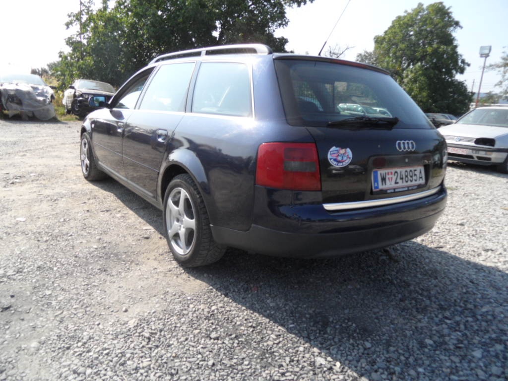 Compresor AC Audi A6 2,5TDI din 2000