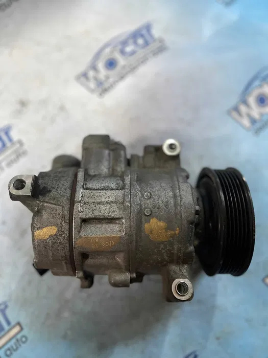 Compresor AC Audi Q7/Q8 cod 4M0816803N