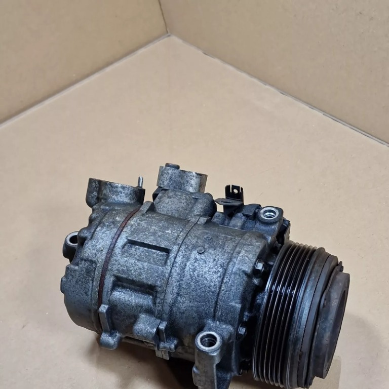 Compresor AC BMW 5 Touring (E61) 520 d 163 cai cod: 4472601851