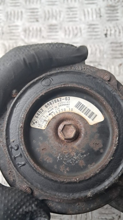 Compresor AC BMW seria 5 E60 E61 2.0 cod motor N47-D20A,an 2008 cod 447260-1852 / 6987862-03
