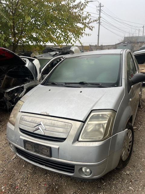 Compresor AC Citroen C2,an fab.2004 motor 1.4 HDI,68cp cod motor 8HX Compresor AC Citroen C2,an fab.2004 motor 1.4 HDI,68cp cod motor 8HX Citroen C2 [2003 - 2008] Dezmembrez Citroen C2,an fab.2004 motor 1.4 HDI,68cp cod motor 8HX,cutie manuala in 5 t