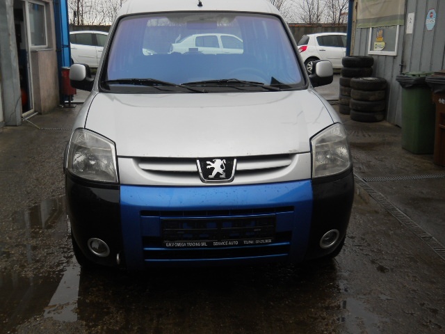 Compresor AC clima Peugeot Partner 2007 cu locuri 1.6