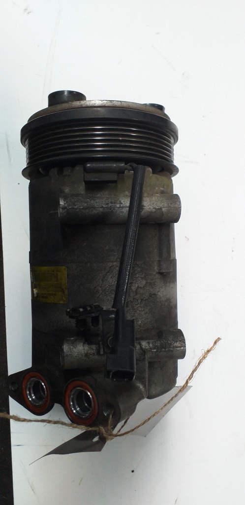 Compresor AC Ford Focus II 1.6 tdci HHDA, an fabricatie 2007