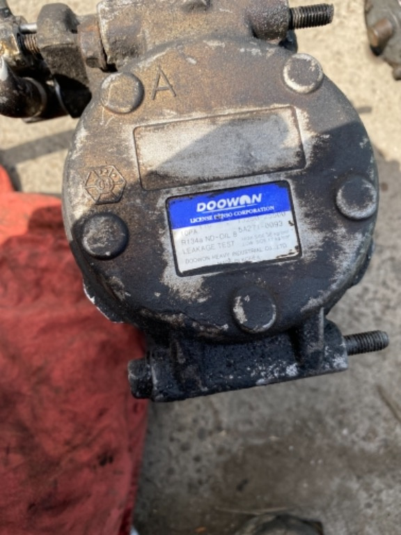 COMPRESOR AC KIA SEDONA II 2001-2021 COD 1325025500 2.9 CRDI