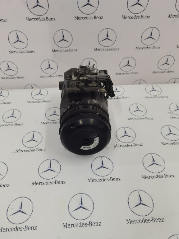 Compresor AC Mercedes C-Class W204 E-Class W212 cod A0032308711