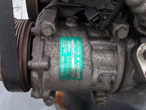 Compresor AC pentru Ford Fiesta 1.6 TDCI , din 2007