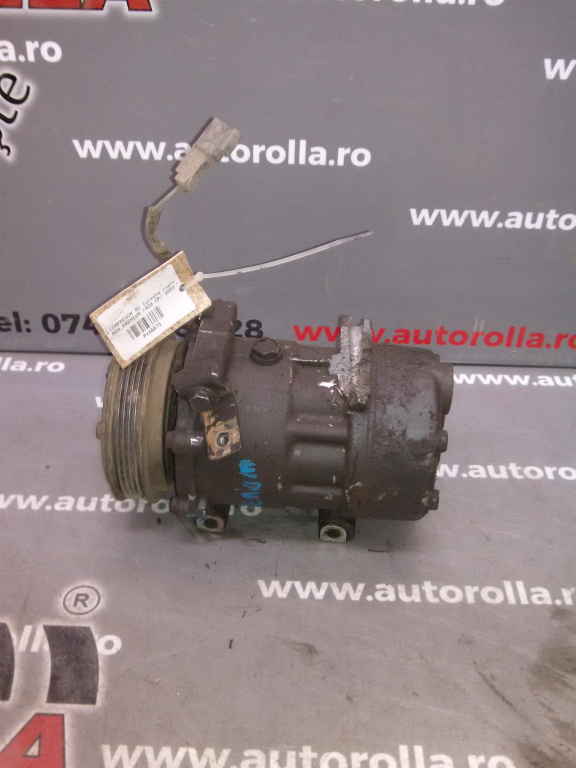 Compresor ac ureche rupta Renault Premium 420cp, an 2001.