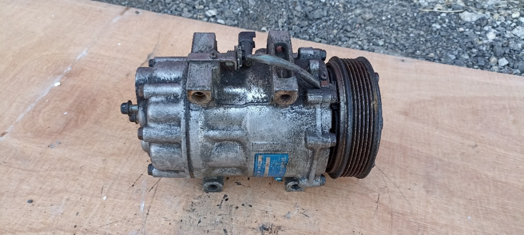 Compresor AC Volvo S40 2 cod 3M5H-19D629-HE