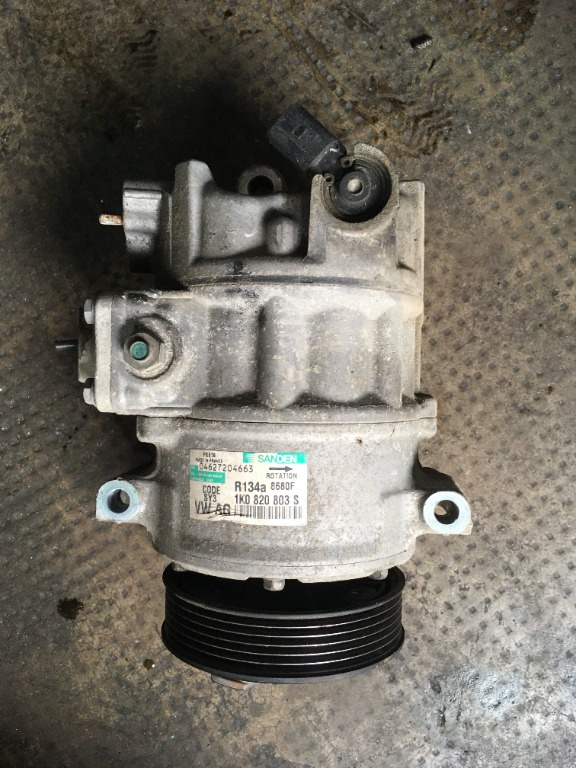 Compresor AC VW Passat B6 cod: 1k0820803s