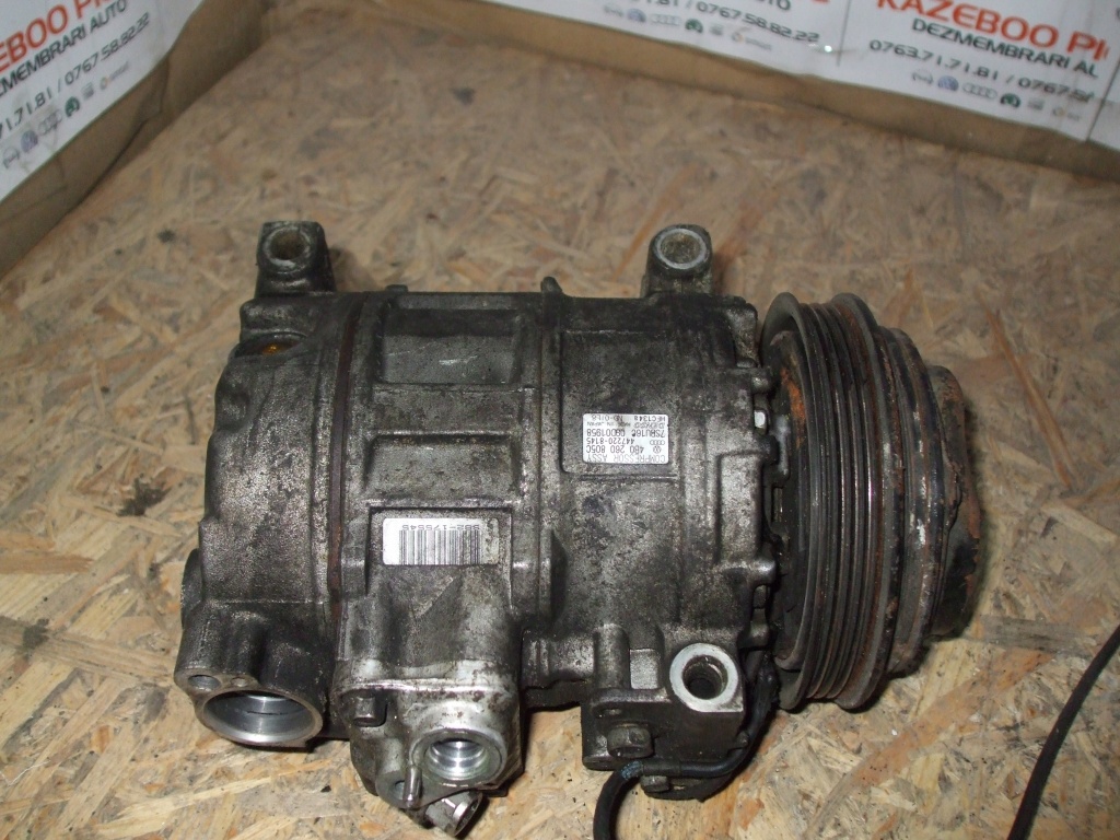 Compresor AC VW Passat Cod 4B0260805C
