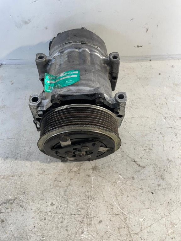 Compresor aer conditionat AC Renault MIDLUM cod mo