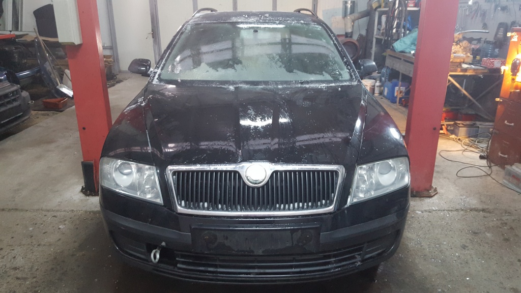 Compresor aer conditionat Skoda Octavia 2 1.9 TDI
