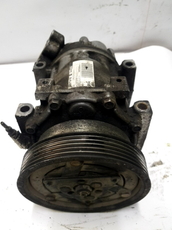 Compresor climă - Dacia Logan 1 generation [2004 - 2008] Sedan 1.6 MT (90 hp)