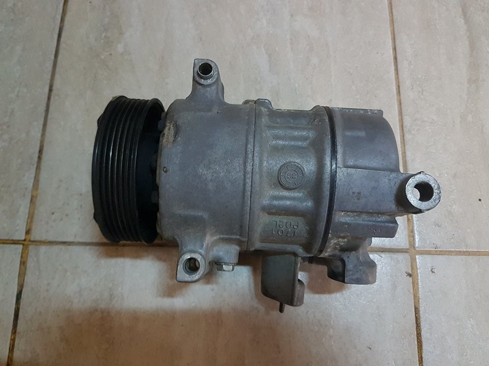 Compresor clima 5n0820803 vw passat b6 2.0 tdi cbbb 170 cai