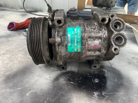 Compresor clima 7700112299 Renault Șafrane 2,2 dt 83 kw 113 cp an 1996-2000