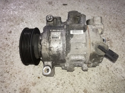 Compresor clima AC Audi A4 B8 2.0 tdi cod 8k0260805e