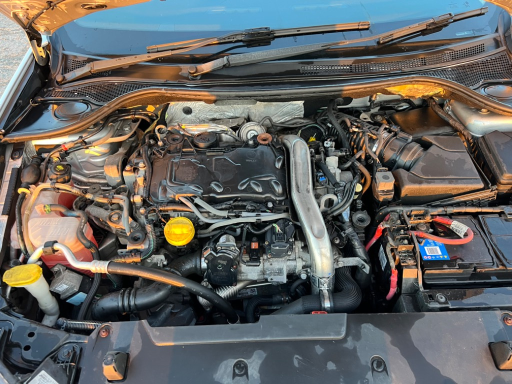 Compresor Clima AC Renault Laguna 2 3 Megane Nissan Qashqai X Trail Renault trafic Motor 2.0 Diesel Cod M9R