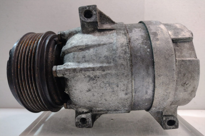 Compresor Clima Delphi 7700105765 Renault Trafic 2 [2001 - 2006] Minivan 1.9 dCi MT (82 hp)