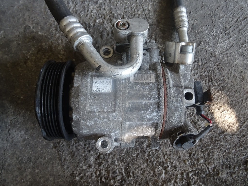 Compresor Clima Volkswagen Polo 1.9 TDI din 2006 cod: 6Q0820808B