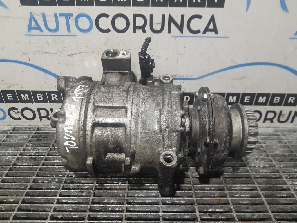Compresor clima Volkswagen Touareg 7L 2.5 TDI 2003 - 2006 BAC 7H0820805E