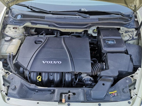 Compresor clima Volvo S40 2.0 BenzINA 2008-2012 facelift