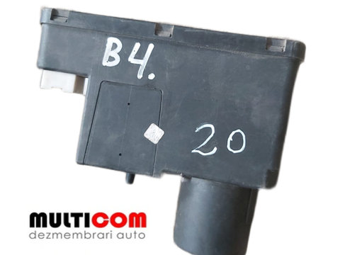 Compresor inchidere centralizata Audi 80 B4 cod 4A0862257F