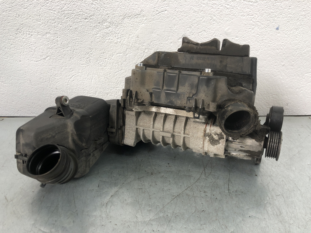 Compresor Supraalimentare Passat B6 1.4 TSI CDGA sedan 2010 (03C145851E)