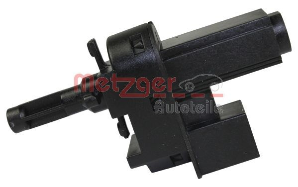 Comutator actionare ambreiaj tempomat # Ford C-max 2010 2011 2012 2013 2014 2015 2016 2017 2018 2019 2020 2021 2022 2023 2024 2025 # 0911113 # METZGER