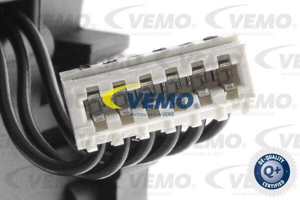 Comutator coloana directie # Seat Leon 2012 2013 2014 2015 2016 2017 2018 2019 2020 2021 2022 2023 2024 2025 # V15 80 3320 # VEMO
