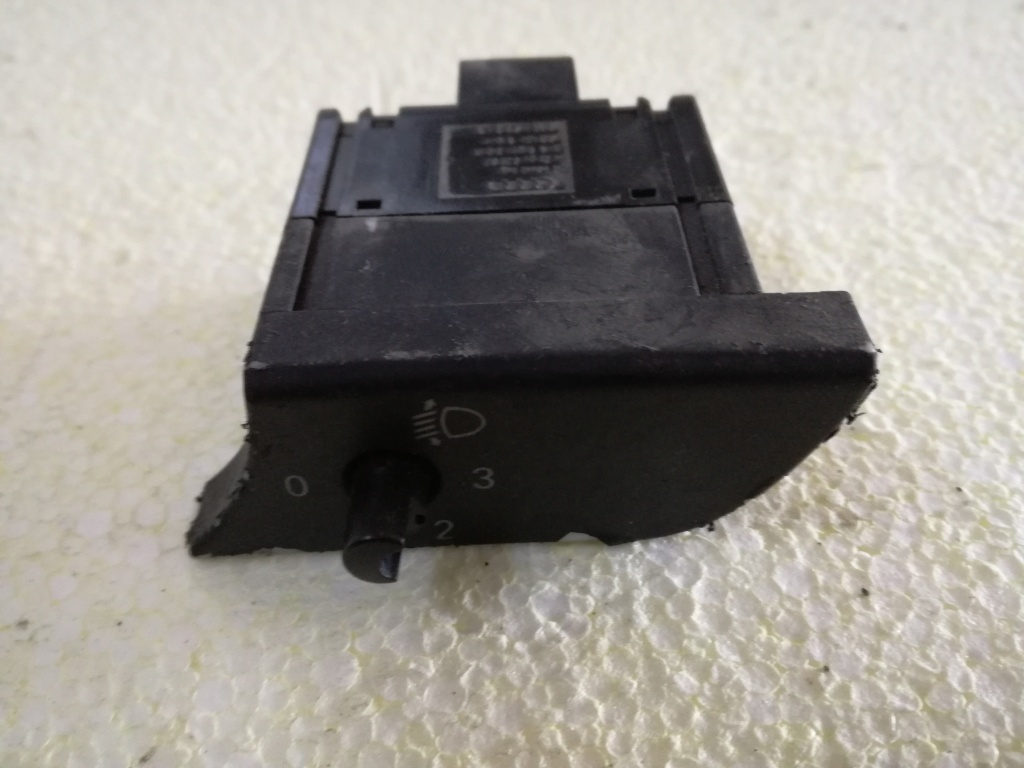 Comutator lumini audi a4 b7 b6 2005-2008 cod 8e1919094