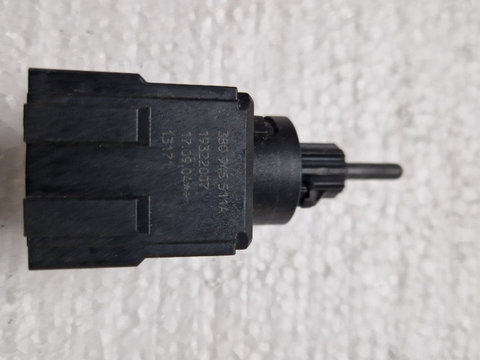 Comutator lumini frana Audi A3 8P cod 3B0945511A