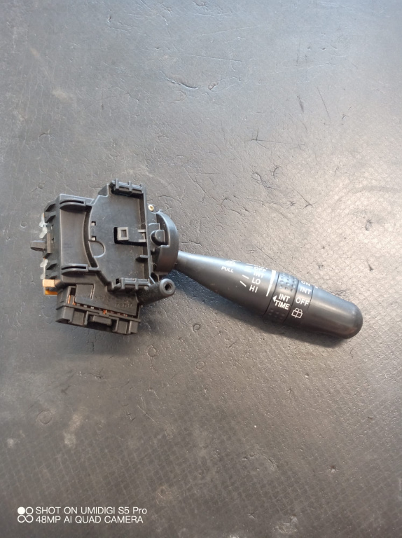 Comutator / Maneta stergator Toyota Corolla CE - COD Pa6-gf30 173647