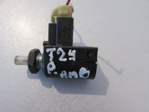 Comutator switch ambreiaj Toyota Avensis 2.2D-4D T27 model 2010 2011 2012 2013 2014 (Europa)