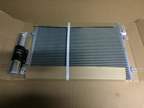 Condensator Radiator clima AC Logan MPI 1,4 / 1,6 BK51000 nou pentru primul model 2004 - 2008.