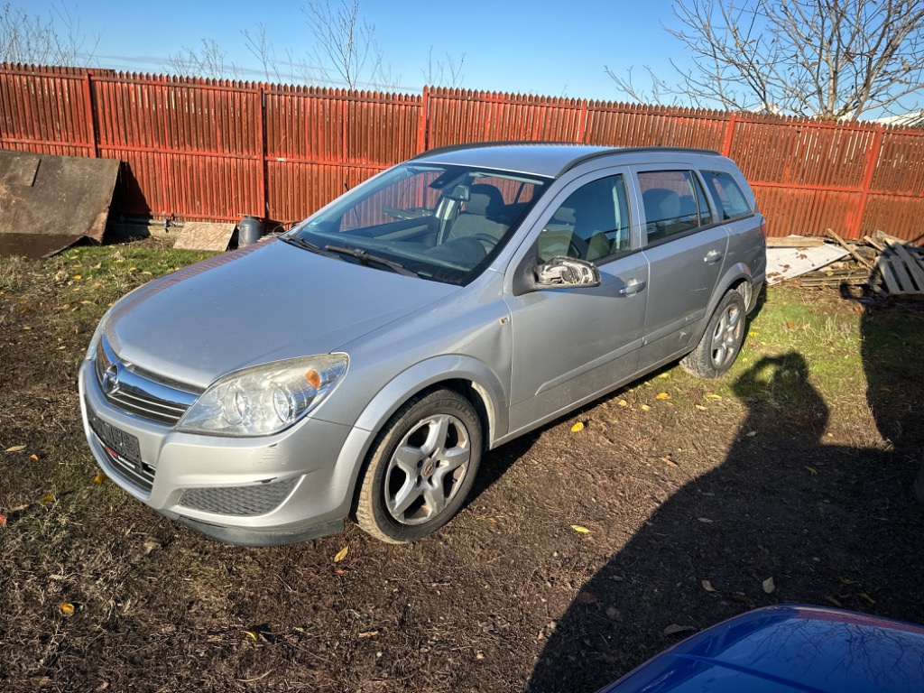 Conducta AC Opel Astra H 2008 Break 1.7