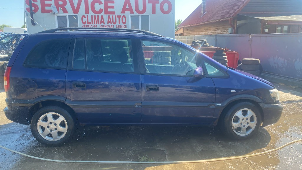 Conducta AC Opel Zafira 2001 monovolum 2