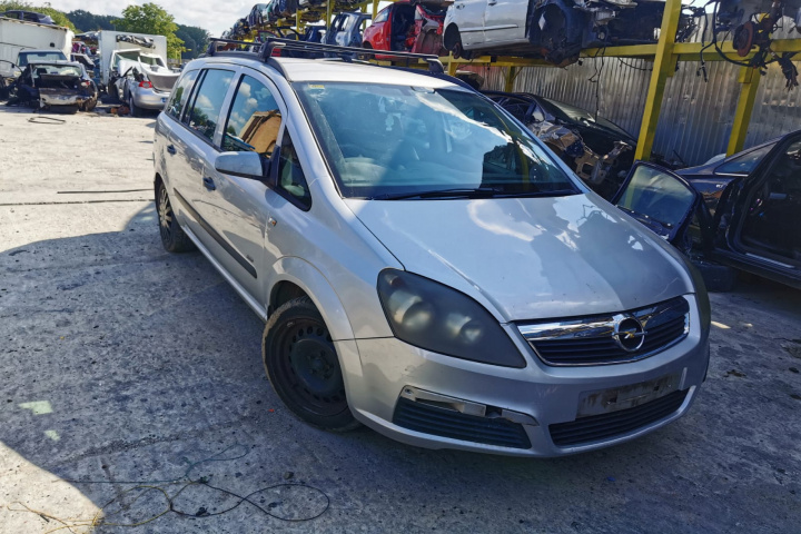 Conducta AC Opel Zafira B 2006 monovolum 1.6 benzina z16xep