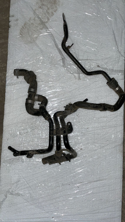 Conducta apa audi q3 8u 2.0 tdi 04l121064ae