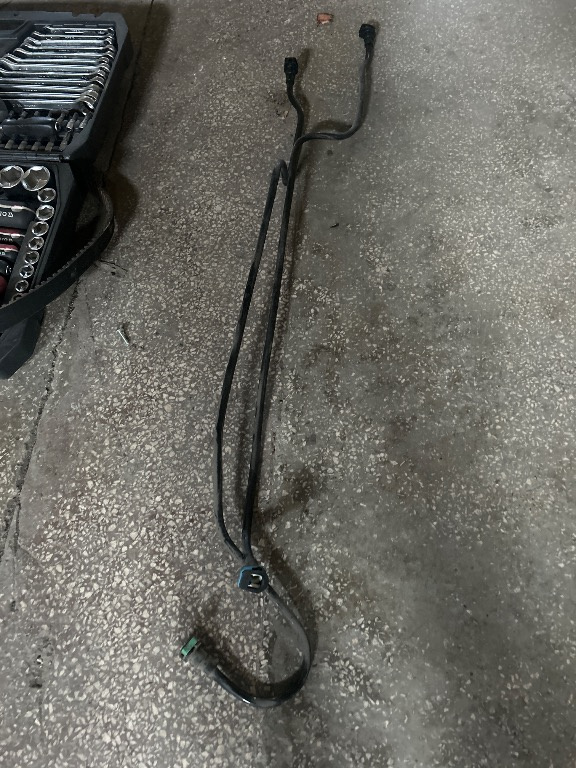 Conducta motorină pompă rezervor Mercedes Vito W447
