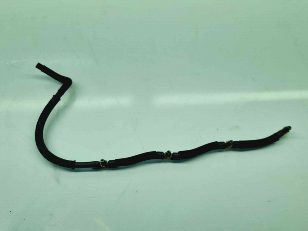 Conducta retur injectoare Volkswagen Passat B7 (36