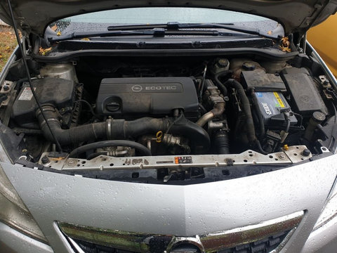 Conducta tevi clima aer conditionat Opel Astra J 1.7 cdti