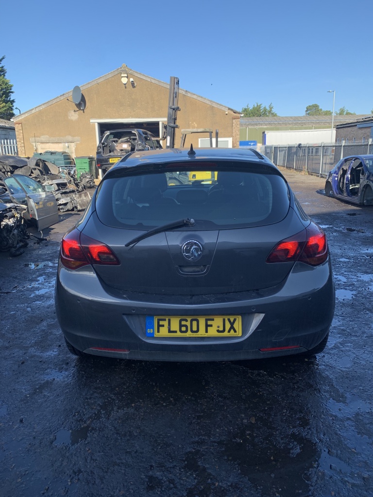 Conducte AC Opel Astra J 2010 Hatchback 