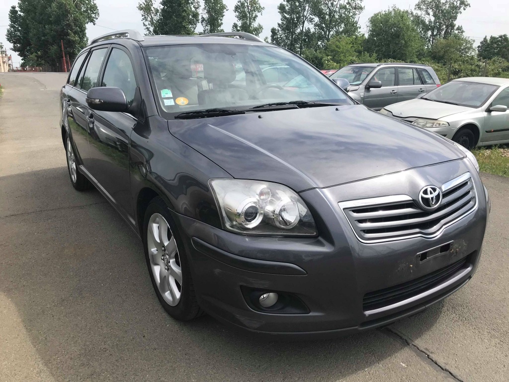 Conducta AC Toyota Avensis 2007 COMBI 2.0 DIESEL