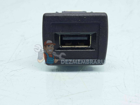 Conector auxiliar USB Mercedes Clasa E (W212) [Fabr 2009-2016] A2188200187