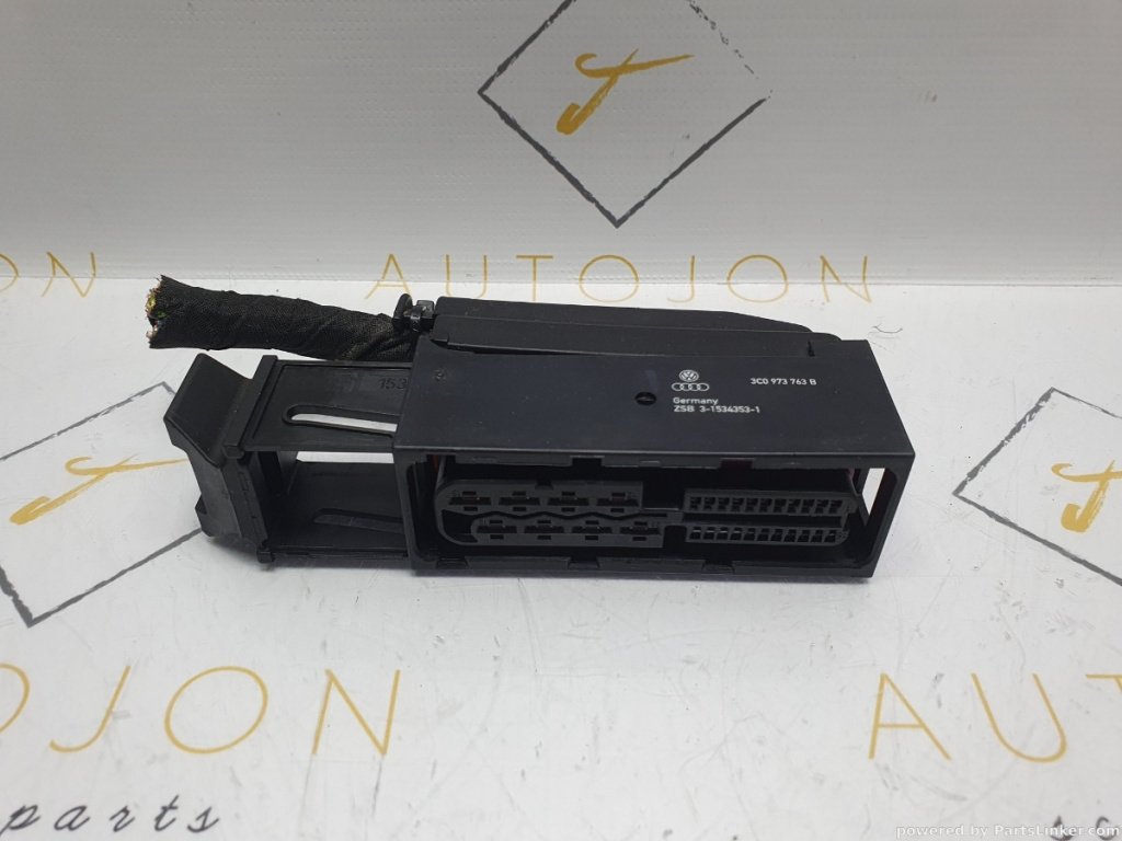 Conector calculator frana VOLKSWAGEN PASSAT (362) [ 2010 - 2014 ] TDI (CFFB) 103KW|140HP OEM 3C0973763B / 3C0 973 763 B