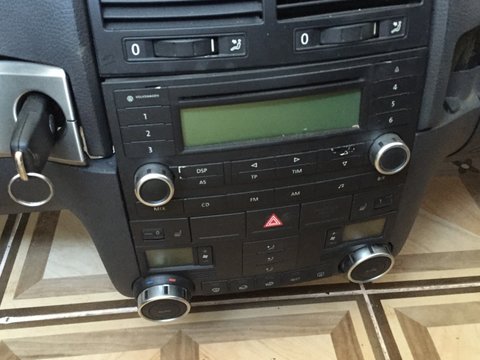 Consola bord VW Touareg 3.2 V6