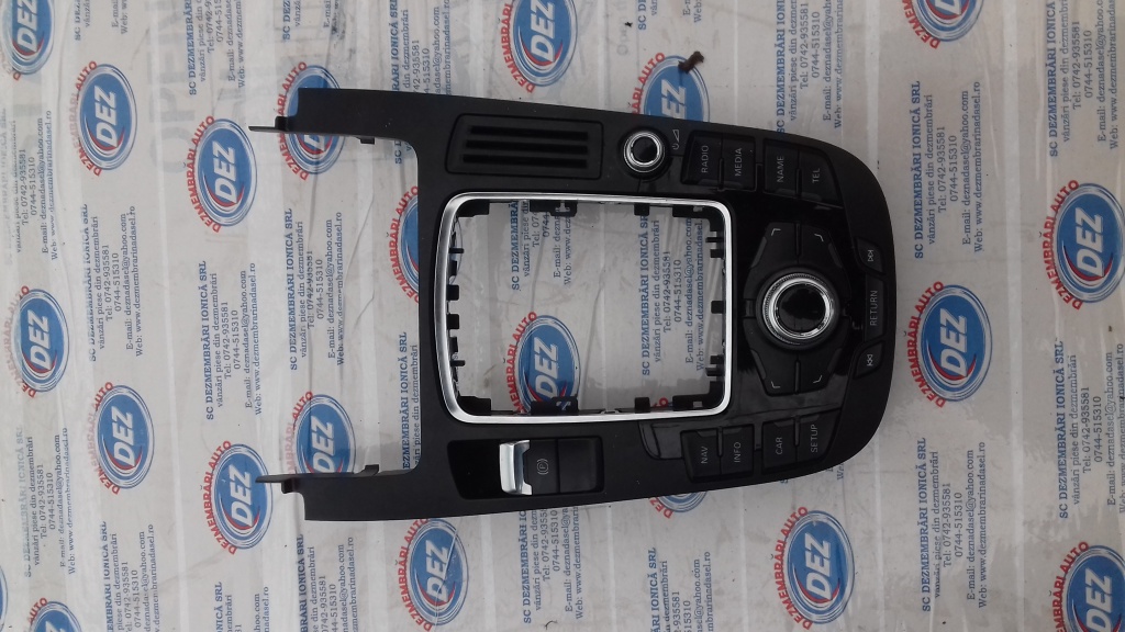 Consola centrala Audi A4 2013